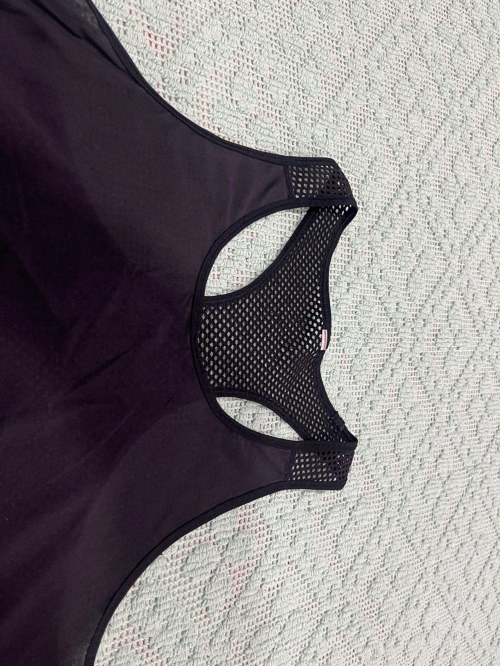 Size small - Picture 3 of 3